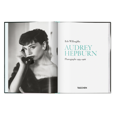Bob Willoughby. Audrey Hepburn. Photographs 1953–1966 [Taschen] - 
