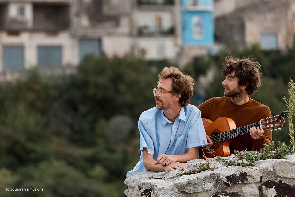 KINGS OF CONVENIENCE - "Fever"