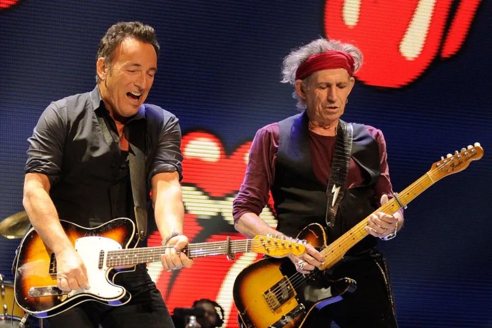 “THE ROLLING STONES”, LADY GAGA, BRUCE SPRINGSTEEN…… “GRRRR”