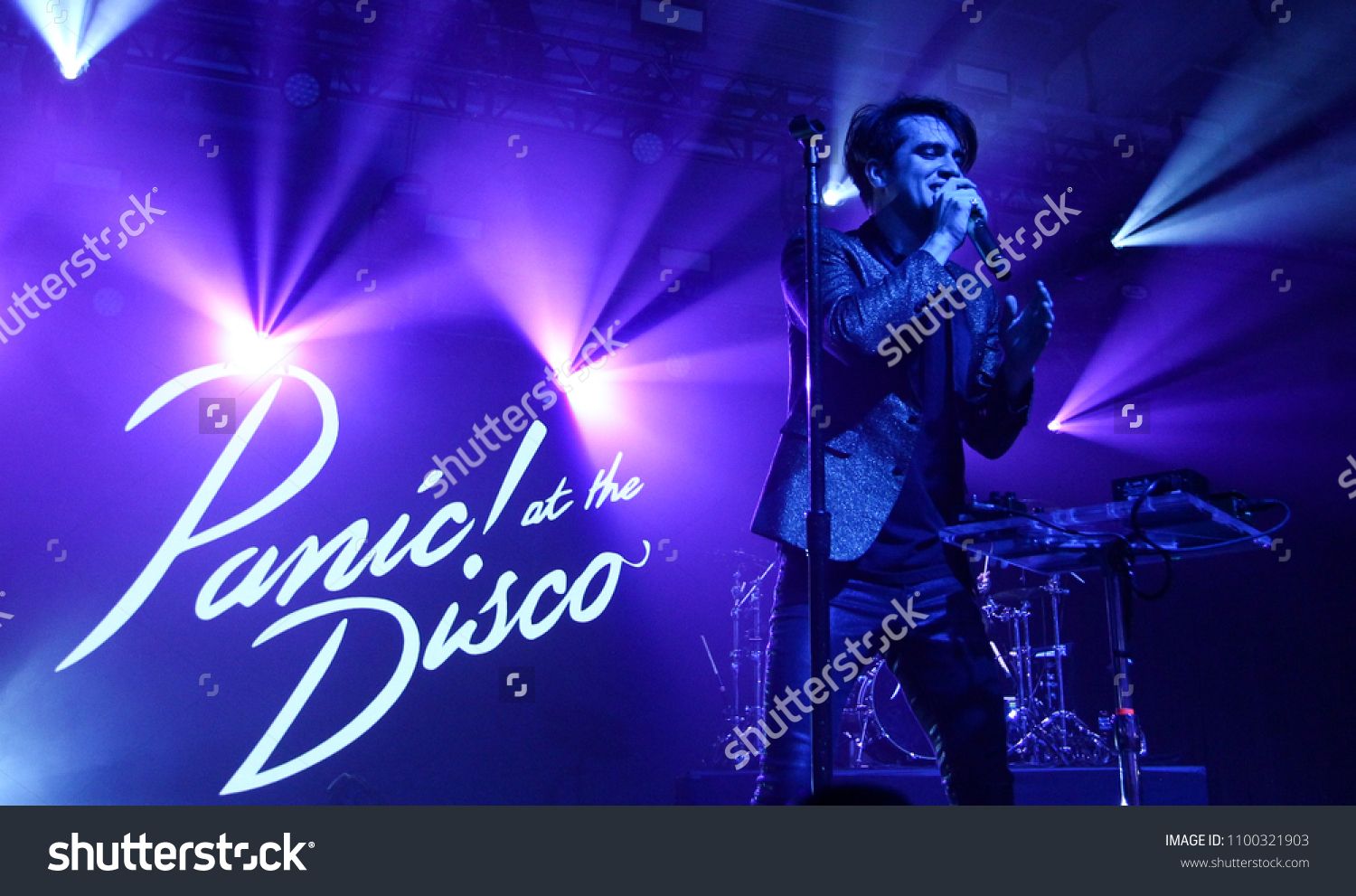 KRAJ BENDA „PANIC! AT THE DISCO“?